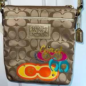 NWT Coach crossbody purse